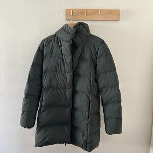 Uniqlo Women's Seamless Down Short Coat - Olive, Size Small